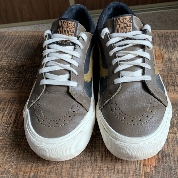 Vans x Thalia Surf 20th Anniversary Collection - Picture 4 of 12